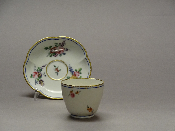 Assembled Cup and Saucer Slider Image 3